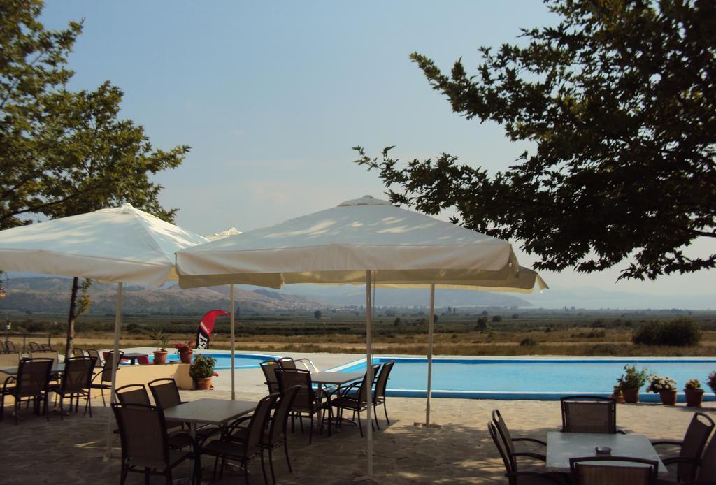 Aitheron Hotel Air Park Zervi Екстер'єр фото
