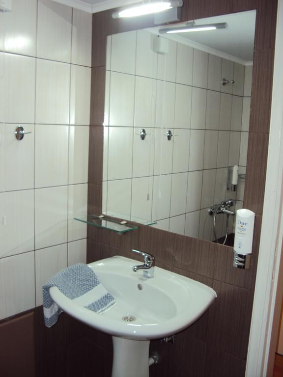 Aitheron Hotel Air Park Zervi Екстер'єр фото