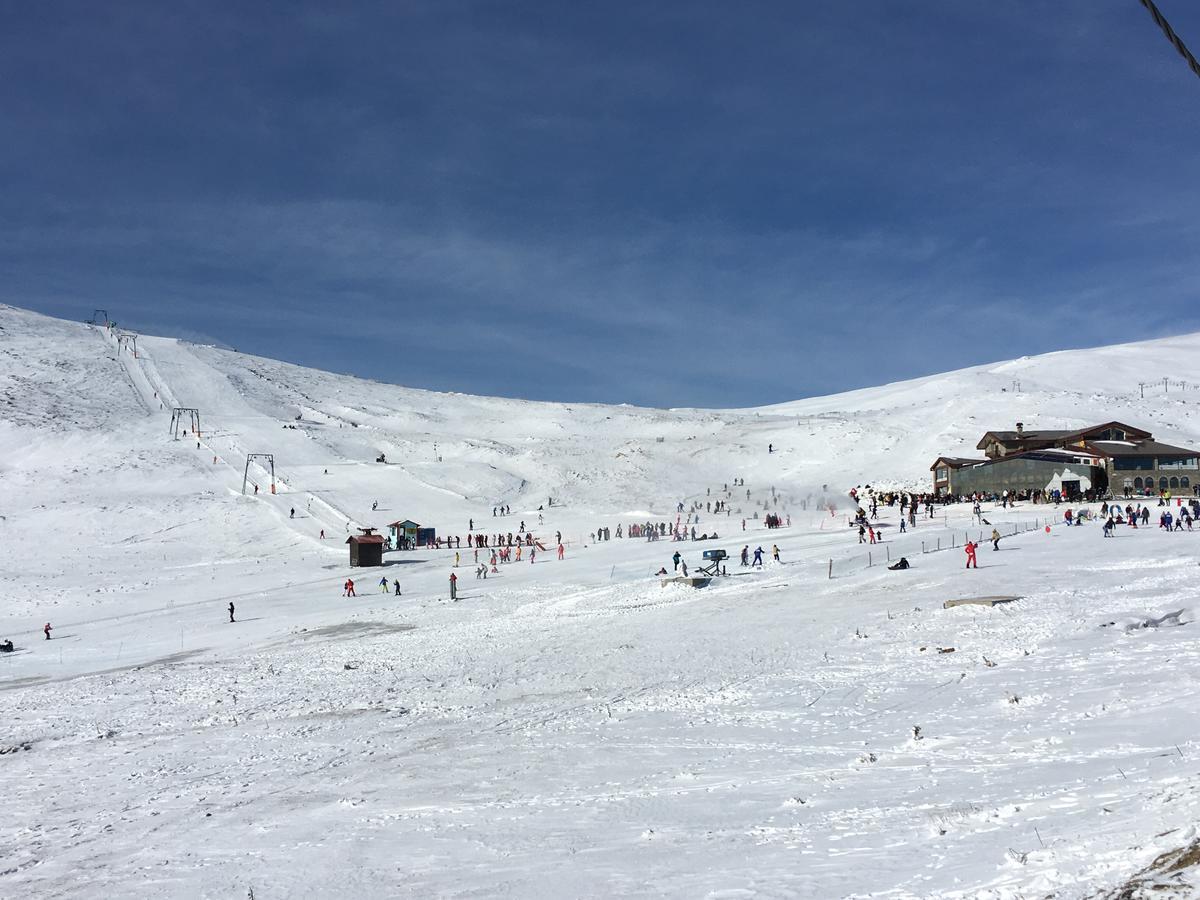 Aitheron Hotel Air Park Zervi Екстер'єр фото