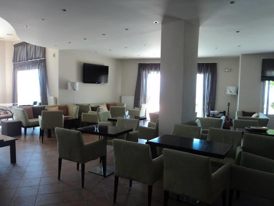 Aitheron Hotel Air Park Zervi Екстер'єр фото